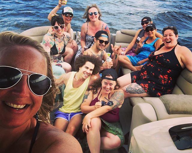 MuthahTruckah's tweet photo. I’m learning BALANCE. Work Hard, Play Hard. Breathe it In, Love it Out. Grateful for these Days ❤️
•
•
#beherenow #happyday #thankyou #balance #breatheitin #loveitout #partaay #doubledeckah #lakelife #goodpeople #goodtimes #iamthattan #french https://t.co/VqSNke1Tve
