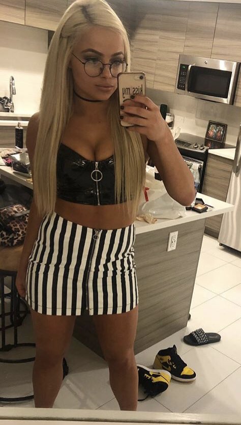 Laney_wwe12's tweet photo. Liv Morgan really is a fashion icon 🥵
@YaOnlyLivvOnce https://t.co/UsOun9rJVp