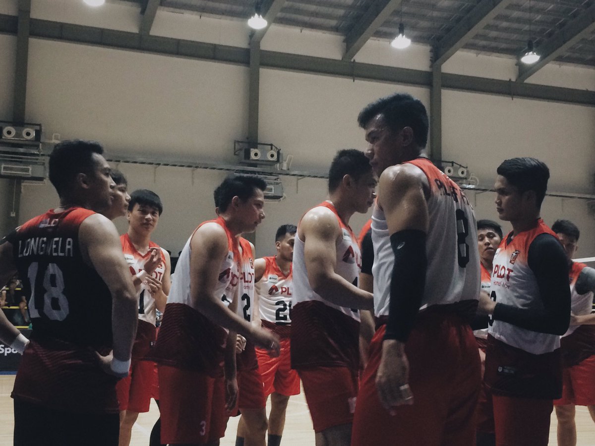 TeamJohnVic's tweet photo. From yesterday’s match! Congratulations, PLDT Home Fibr Power Hitters! 💪🏻 https://t.co/wzK8Kd90UX