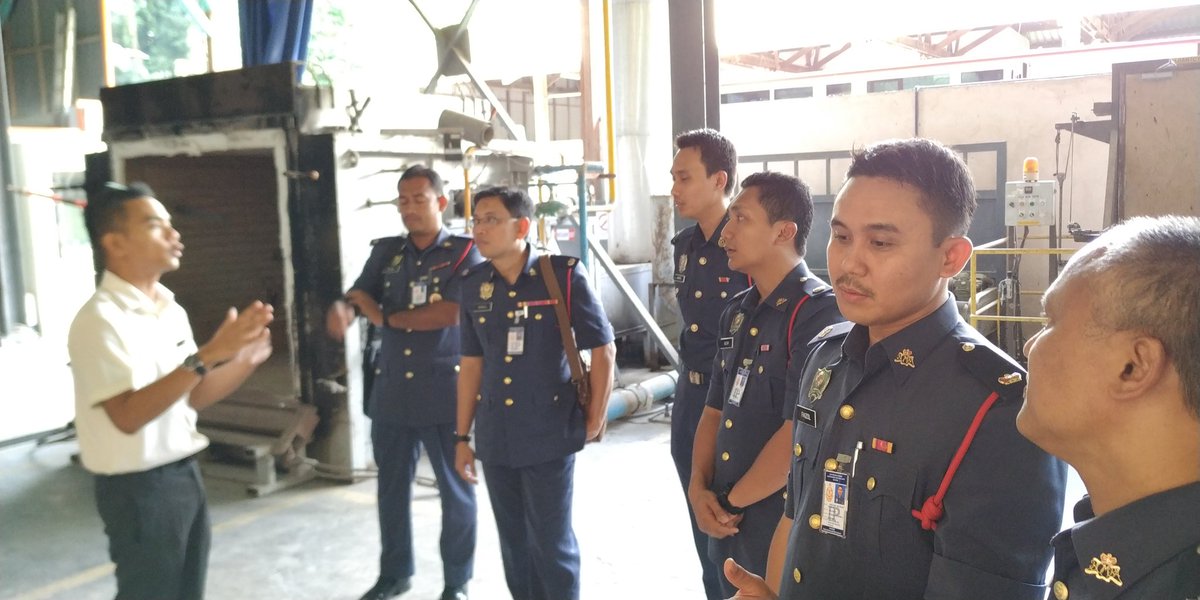 Fire_Research's tweet photo. 9 Julai, Selasa - Lawatan teknikal ke Forest Research Institute Malaysia (FRIM). Agenda lawatan adalah berkaitan dengan FRIM Fire Testing (FPS) &amp; FRIM Certification (PCS) https://t.co/5ZcTRUpwaQ