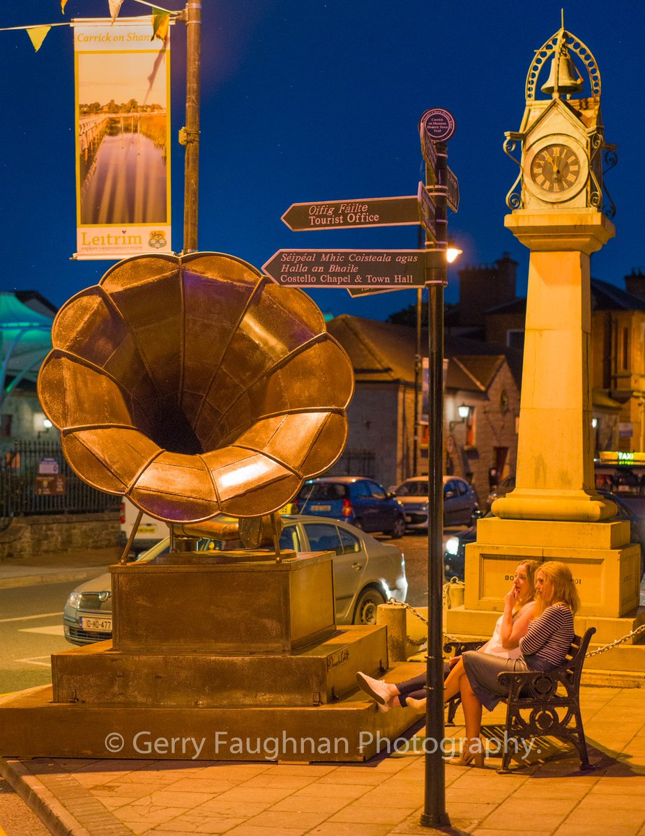 The #Giant #Gramophone by #Artist &amp; #sculptor Donnacha Cahill at <a href="/WaterMusicFest/">Water Music Fest</a>  #CarrickonShannon #Leitrim #cwmf2019 <a href="/leitrimtourism/">Leitrim Tourism #EnjoyLeitrim</a> <a href="/HeartlandsIRL/">Ireland's Hidden Heartlands</a>  <a href="/johncreedon/">john creedon</a> <a href="/JOEdotie/">JOE.ie</a> <a href="/leitrimcoco/">Leitrim County Council</a> <a href="/aboutleitrim/">About Leitrim</a> #clock #ArtistOnTwitter