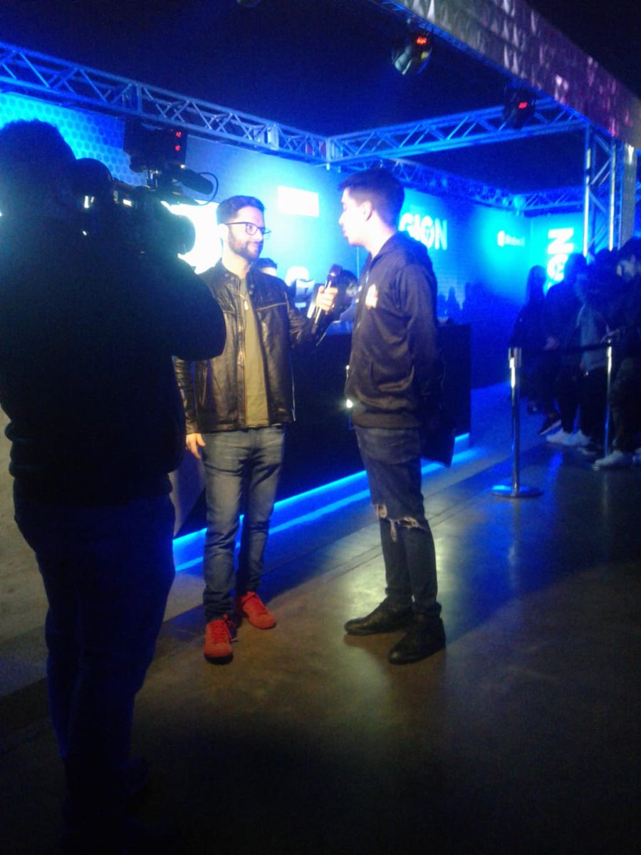 TheFuriousFAN's tweet photo. Entrevista de @telefe a @FG_GonzO el CEO mas fachero de Latam! 🔥❤
#RespectTheSkull 💀
#MusimundoGamingWeek https://t.co/glDdrcXFy7