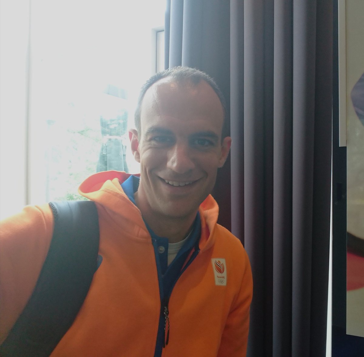 Precies 3 jaar geleden liep ik voor het laatst in het oranje op de EK atletiek in <a href="/Amsterdam/">Amsterdam</a>. Deze week mag ik weer het oranje aantrekken. Nu als teamarts van de EK junioren (onder 20)! Geweldige ploeg met 37 atleten! #trots #supermooiejob #atletiek #sportgeneeskunde