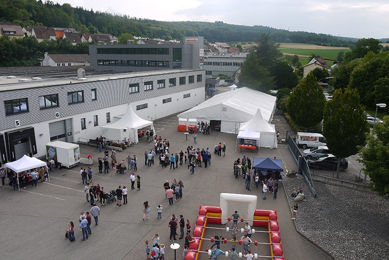 Gute Stimmung, Leckeres vom Grill und Eiswagen, Kinderschminken, Hüpfburg, Menschenkicker, Werksrundgang - so lässt sich unser diesjähriges Sommerfest perfekt zusammenfassen. Vielen Dank an alle - schön war’s! 😀