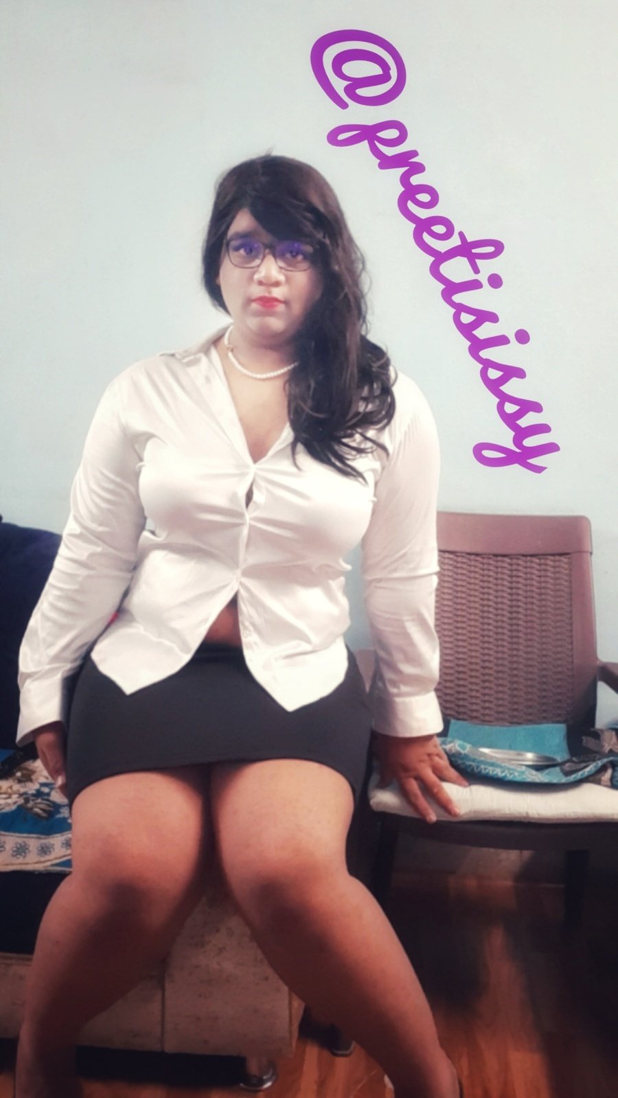 Sissy Secretary : Alwayspleasetheboss Hashtag On Twitter - For these sissy secretaries, a blouse means business!