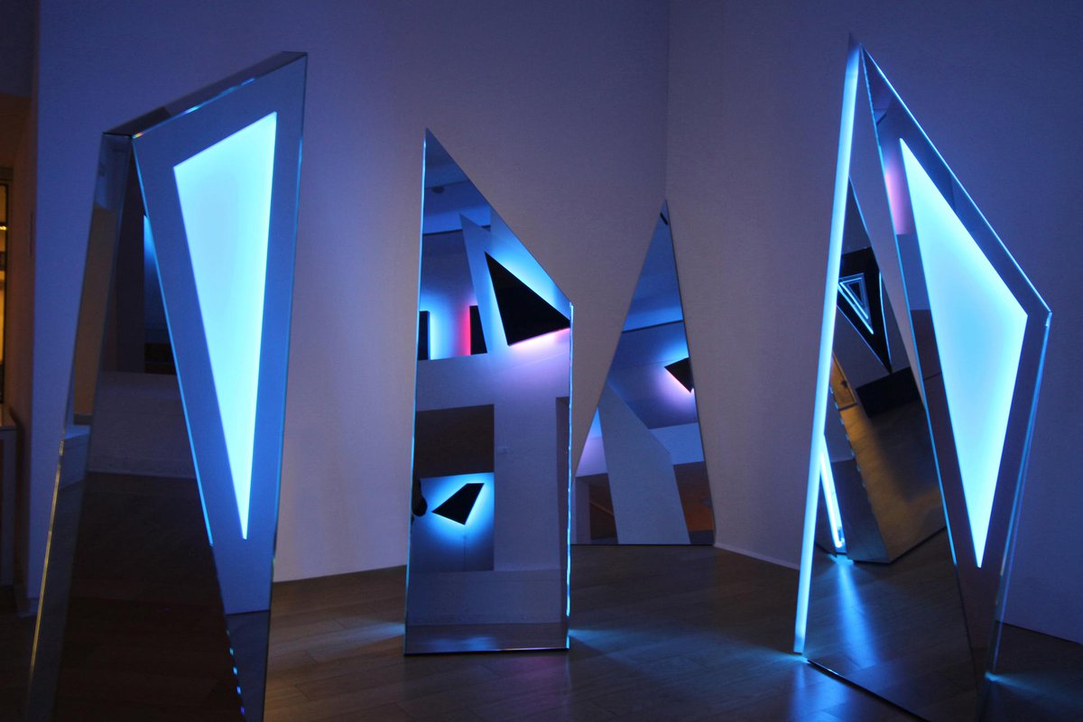 QuidMagazine's tweet photo. Mostra a cura di Marco Meneguzzo presso Palazzo Reale Milano Nanda Vigo Project Light #projectlight #palazzoreale #marcomeneguzzo @larafacco_press @LaraFacco @palazzoreale99 @eventimilano @ComuneMI
#nandavigo https://t.co/lWujy0SXZY