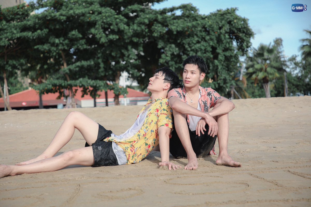 weiweiloveKS's tweet photo. #FriendShipWithKristSingto
坐等 https://t.co/JYSjtqYhco