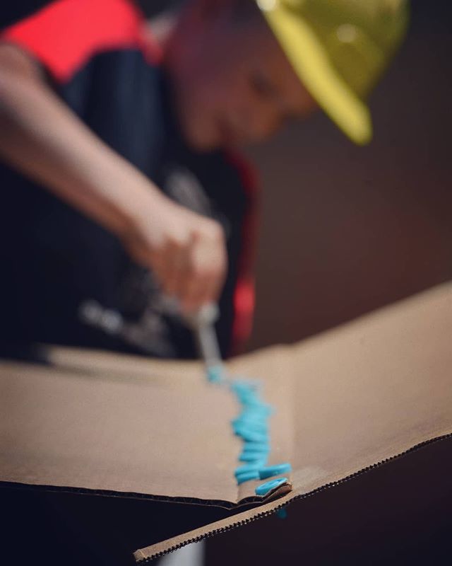 Makedo's tweet photo. That's one way to make sure the cardboard is connected securely! โ โ โ โ โ โ โ โ โ
โ โ โ โ โ โ โ โ โ
#๐ทvia @elucidate_scicomm #cardboardconstruction #spectrumdiscoveryarea #creativeplay #playfulcreativity #cardboard #STEAMeducation #makedo https://t.co/Sg8ChzIr8x