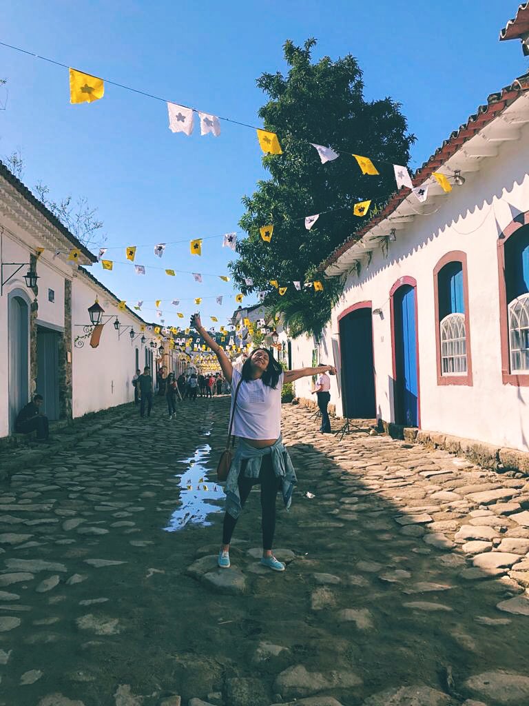 alininha tweet media