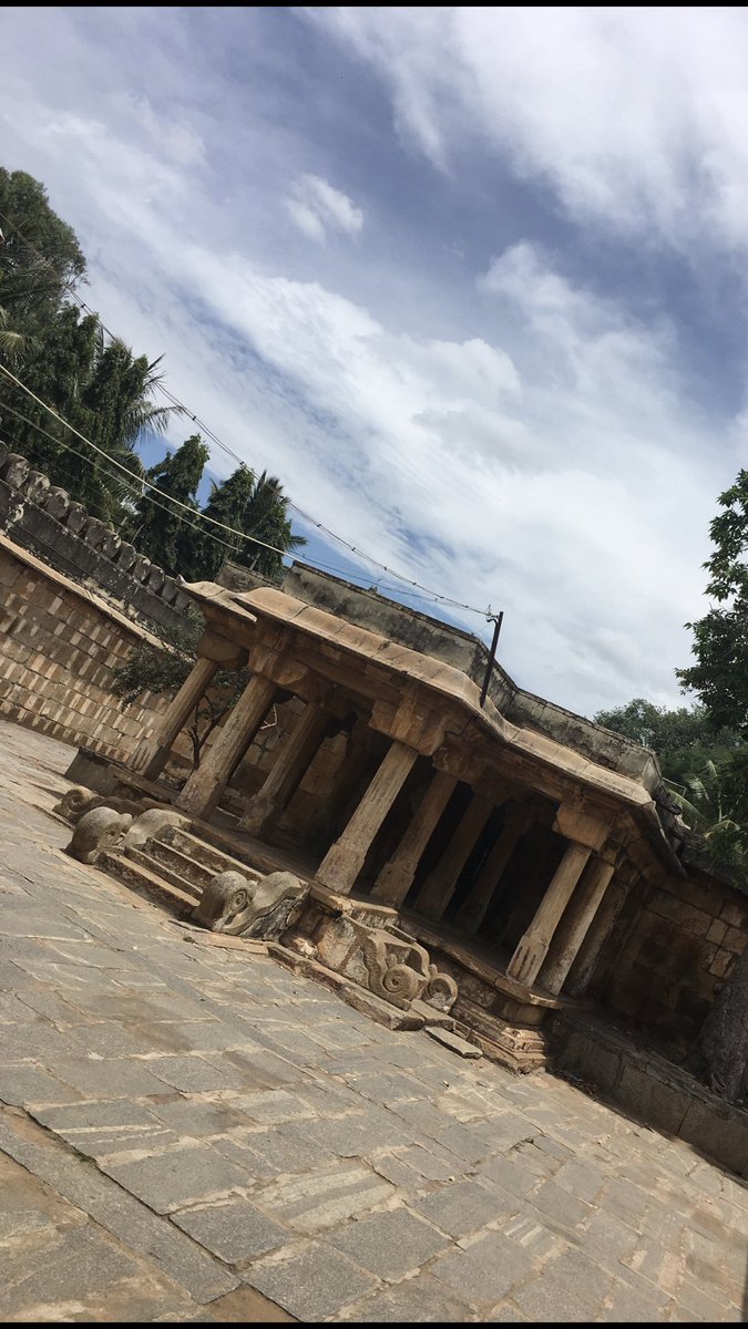Venu Gopalaswamy temple at #thonnur #pandavapura
#mondaythrowback
#templesofkarnataka #hoysalaera
#ourtravels
#shotoniphone 
@vijayashankara