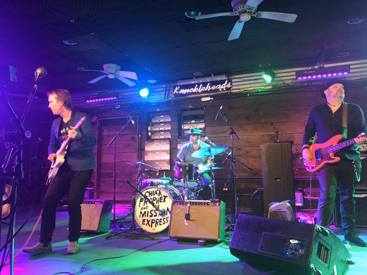 Sinister_Ducks's tweet photo. Still wonderstruck by the brilliant @ChuckProphet show @Knuckleheadskc last night. There is not a better band in America than the Mission Express, and Prophetโs fabulous talents shined bright in the clear, beautiful KC summer evening. #SummertimeThing https://t.co/FRRUedXDYc