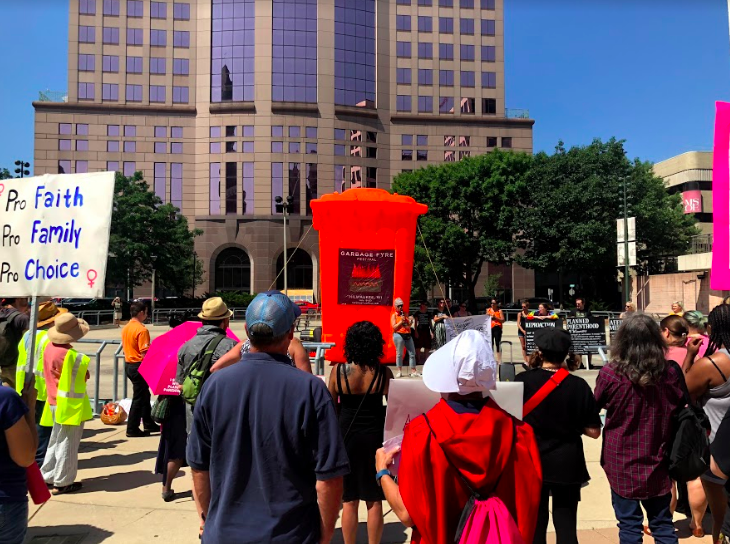 OSAUnmasked's tweet photo. Day one was a real success! Forever reminder that our side is ALL about LOVE and YES we DO have more fun! #GarbageFyreFest https://t.co/0dRKdiWsfQ