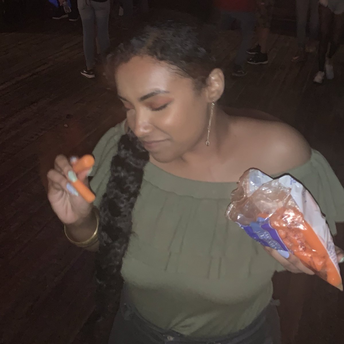 shutupaida's tweet photo. i am partying in brooklyn. am i doing new york right ? https://t.co/MJQACXE5Cy