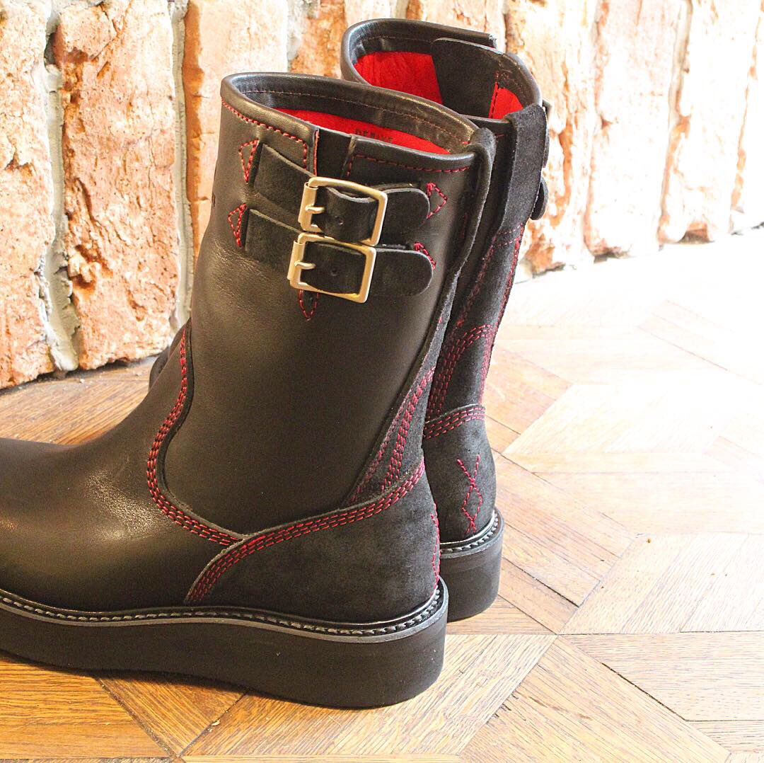 DeriveBootMaker's tweet photo. “ROOTED”
#DERIVE#bootmaker 
#customorder
#TOKYOPRODUCT 
#derivebootmaker
#madeinjapan 
#tokyostyle
#boots
https://t.co/7flMv5wMrq https://t.co/osZZGCcwGI