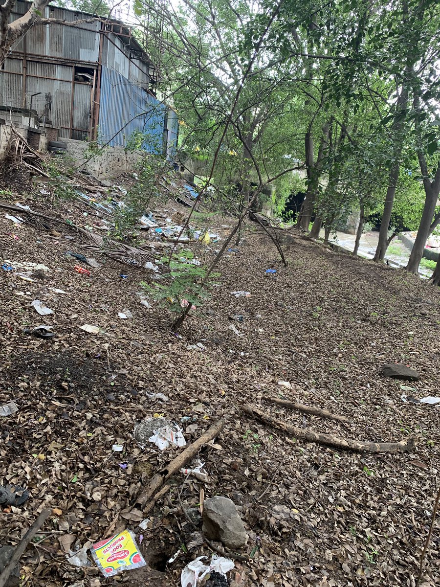 rjsmita's tweet image. This this a nala park or a dumping ground? Area: NIBM Road, opp MSEB Office @PMCPune @KunalKumarPMC request an official to look into this. The garbage is stinking and making it unhygienic for residents. #cleanpune #nalaparkcleaning #garbagepatch