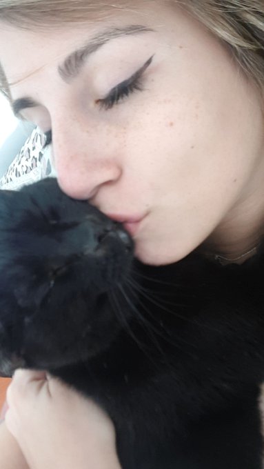 El amorrrrr❤ https://t.co/8apQTgU9qR<a href="/tag/sweetmia"class="tags"><span>#sweetmia</span></a>