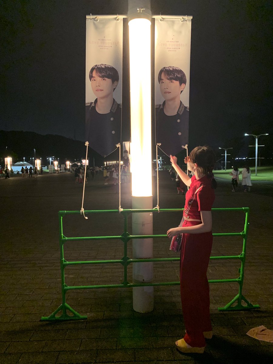 URL0613's tweet photo. 静岡両日参戦！
充実感がすごくてもう過去1のライブです🥺💜
1日目はグクとテテからハートを返してもらえて友達とずっと泣きました
2日目はとにかく近くてトロッコが来たらもう肌の調子が見えちゃうくらい近かったです✊💫
本当に幸せな時間をありごとうございました！
色んな出会いに感謝します🥰 https://t.co/KxWtK2bEme