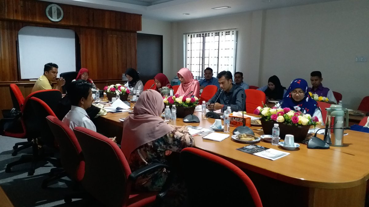 PnkKemaman's tweet photo. 15.07.2019-Mesyuarat Jawatankuasa Program Siasatan Pra-Audit Pensijilan Premis (SPACT) Untuk Pusat Pemprosesan Hasil Perikanan (PPHP) Persatuan Nelayan Kawasan Kemaman Bil 1/2019.
#LKIM
#LKIMHQ 
#LKIMGANU https://t.co/zZiuOtCZ9S