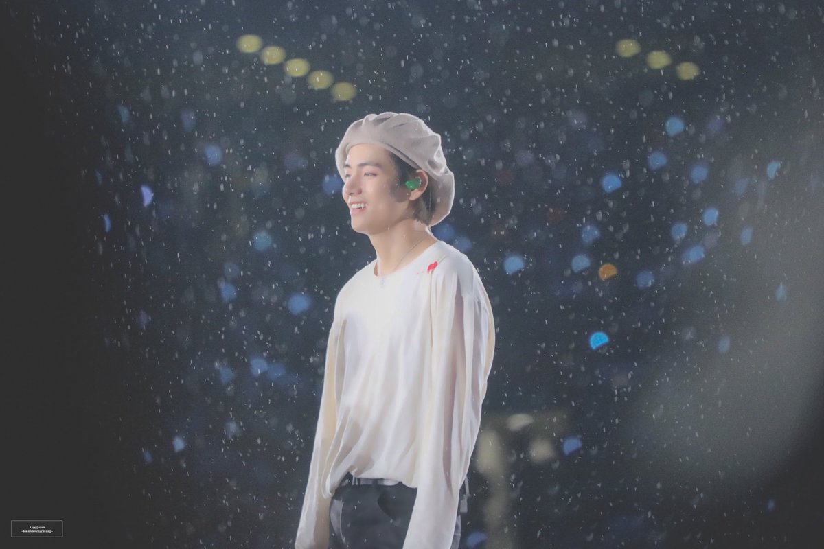 V1995com's tweet photo. 【HD】190713 SYS 시즈오카 

#방탄소년단 #BTS⁠ ⁠ #뷔 #V #김태형 #태형 #taehyung 

@BTS_twt https://t.co/qaGNJQYW7m