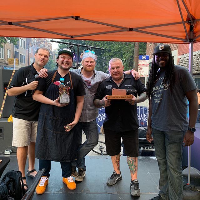 CCK_BBQ's tweet photo. #roscoevillageburgerfest #culinaryfightclub #chicagoculinarykitchen winner of culinary fight club burger battle 2019
Winning with #certifiedangusbeef #syscochicago #steakholder #certifiedangusbeefbrandambassador https://t.co/5F44GrqkJ2 https://t.co/NW9hUvVtQl
