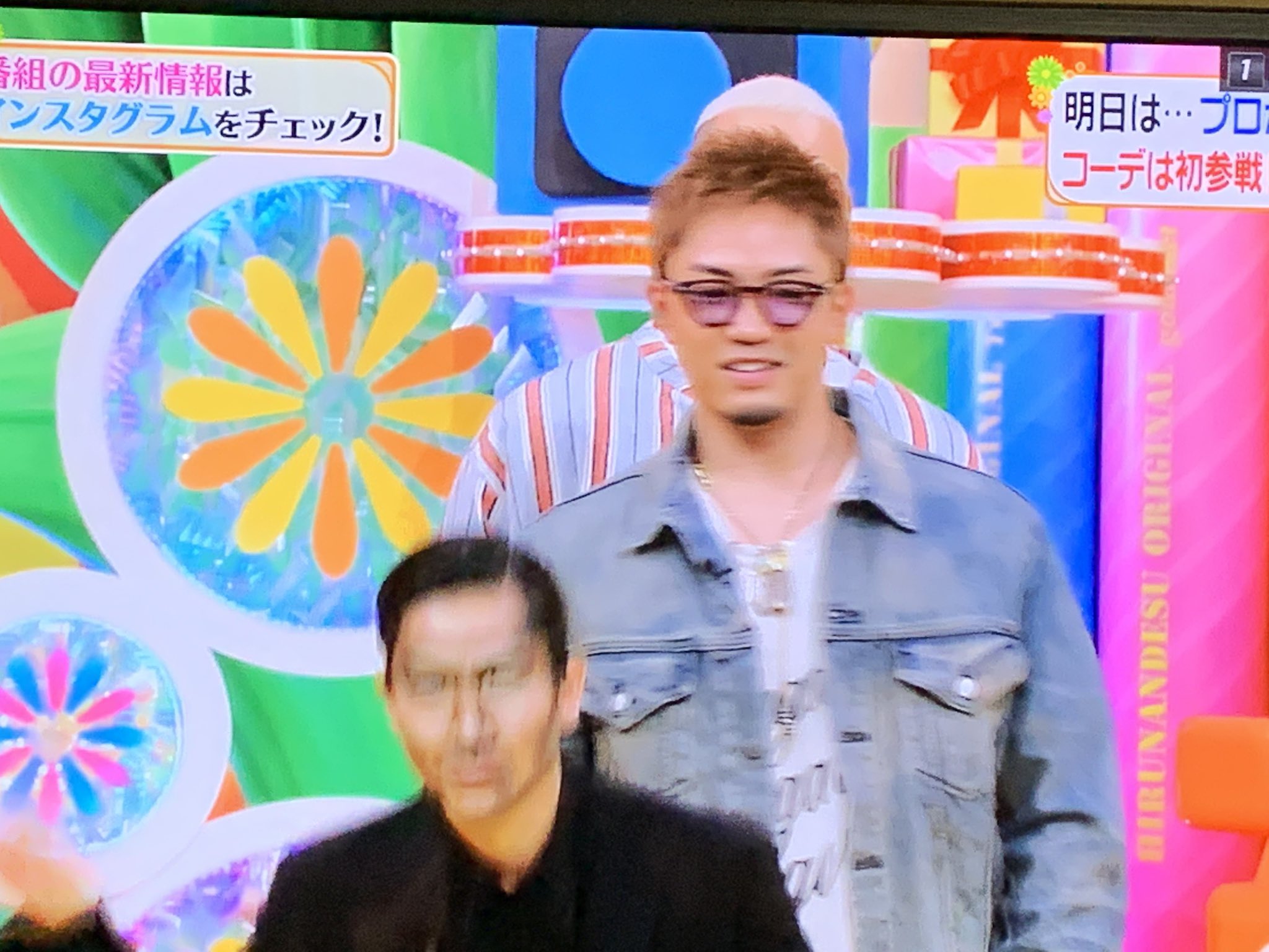 宅配便配送 サングラス Tiktokオモシロ動画でも 数原龍友 サングラス メガネ Printpresso Com