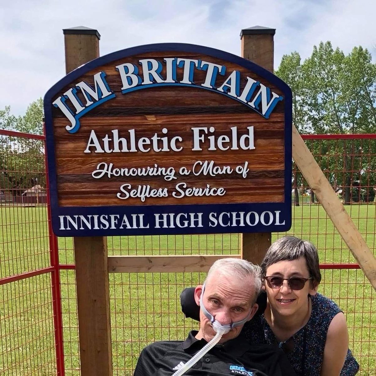Coach Jim was there with his wife Barb to witness the sign installed in his honour. What a deserving tribute, the sign says it all. #Jimbrittainathleticfield #cyclonesfootball