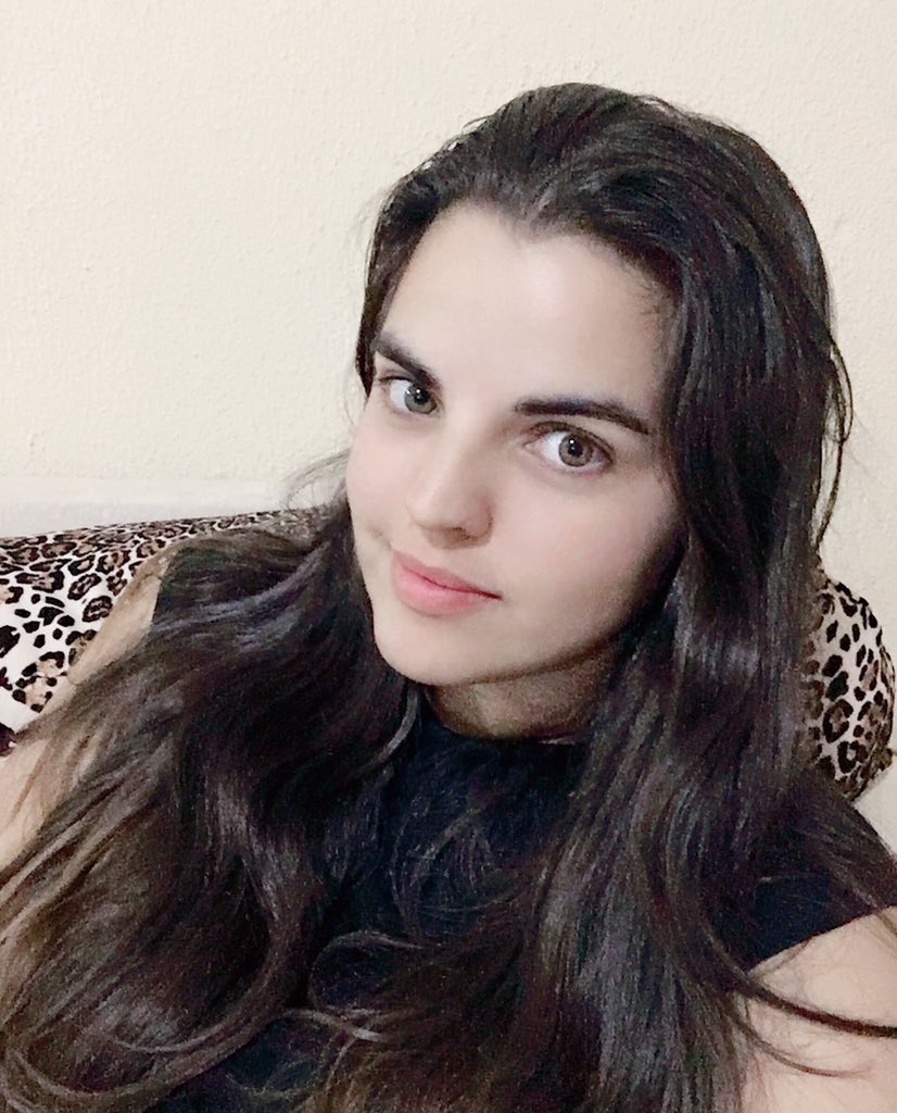 thaessaviza's tweet photo. Sendo Maria vai com as outras 😂#issaLGBTQ + I #assex https://t.co/oMxbKSthUX