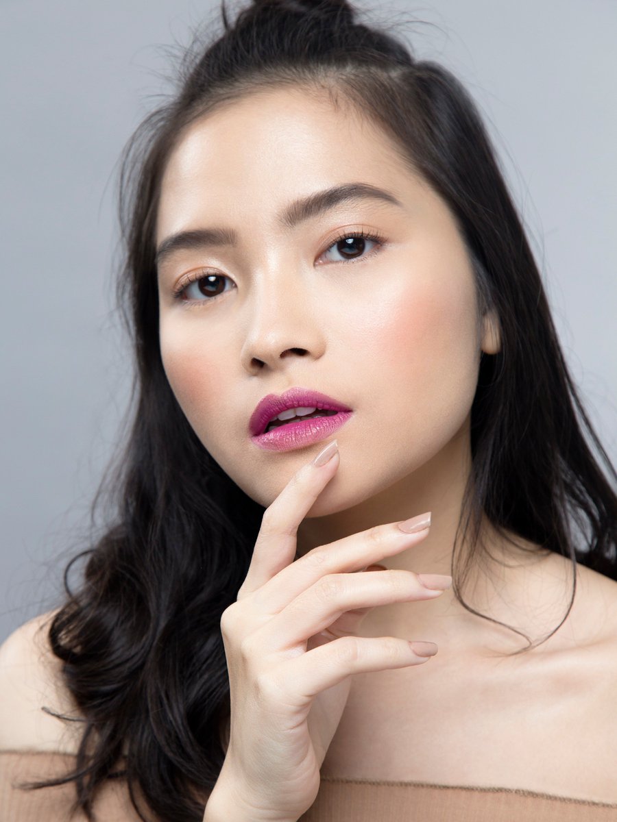 PIXYIndonesia's tweet photo. Hi, Ladies!
PIXY menyediakan paket Ombre Plum lho…
Terdiri dari Matte In Love Deep Plum dan Serene Brown yang cocok buat dipakai uuntuk night dating bareng kekasih. Xoxo.
.
#PIXYCosmetics #MyBeautyMyEnergy https://t.co/i7BGkJ9yQE
