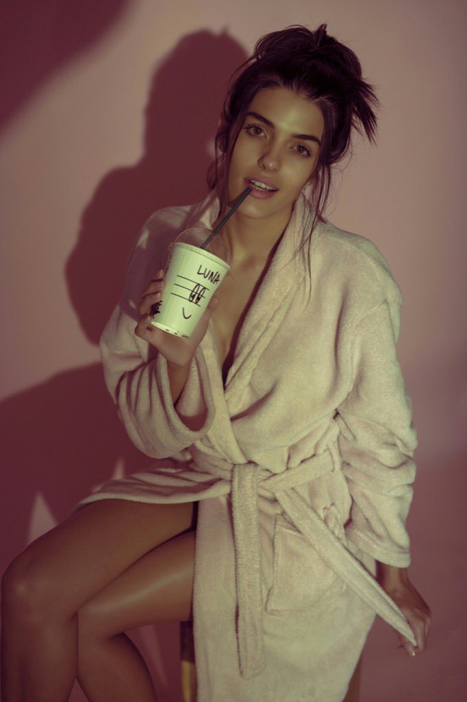 watsontan13's tweet image. Upfront Models Singapore presents 
LUNA  ☎️+65 63235345
✉️upfront@upfrontmodels.com
⌨️upfrontmodels.com
@upfrontmodels #upfrontmodels