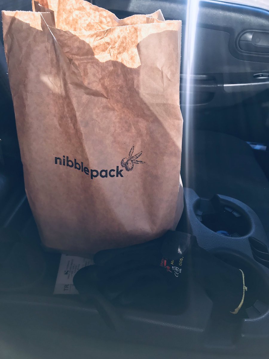 feziledhlamini_'s tweet photo. Ready for today with my lunch pack from #NibblePack.
Please follow and check them out on Instagram. https://t.co/xWSW8NTd9J