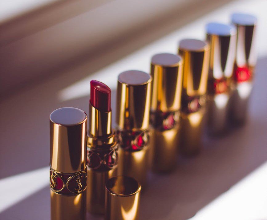 bigbasket_com's tweet photo. Lipstick sales tend to increase during the rainy season and economic recession periods.
#bbBeauty #bigbasketTrivia #bbBeautyStore #bigbasket https://t.co/Wh3043GIQh