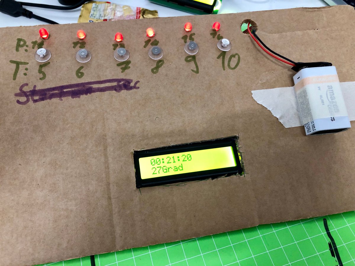 philipp_henkel's tweet image. The #MakerBit Kitchen Timer with LCD, LED, touch, and MP3 was a fun challenge at #CityHackerSchool. Thanks ⁦@dthornburg⁩ ⁦@hyperduino⁩