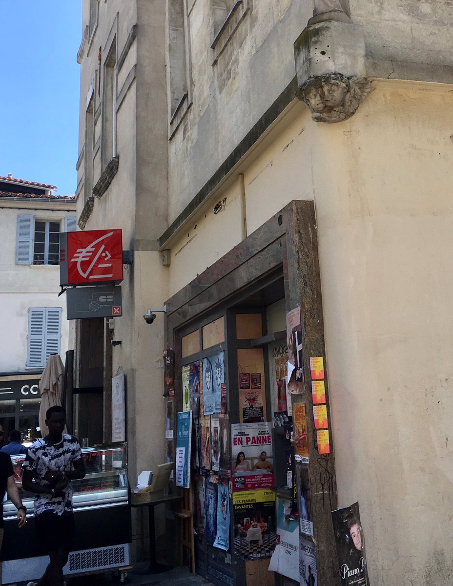 J’avais repris espoir de pouvoir régler mon problème avec <a href="/Caisse_Epargne/">Caisse d'Epargne</a> en voyant l’enseigne. Mais non !!!!! Il n’y a pas d’agence. Le désespoir s’intensifie