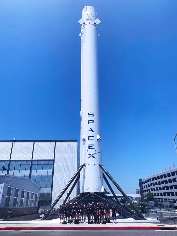 swissloop's tweet image. Over the last week, our team arrived in LA 🇺🇸 for the last round of this year's Hyperloop Pod Competition. Follow our progress on our social media channels!! 

#swissloop #breakapod #future #mobility
#competition #technology #hyperloop #GoClaudeNicollier