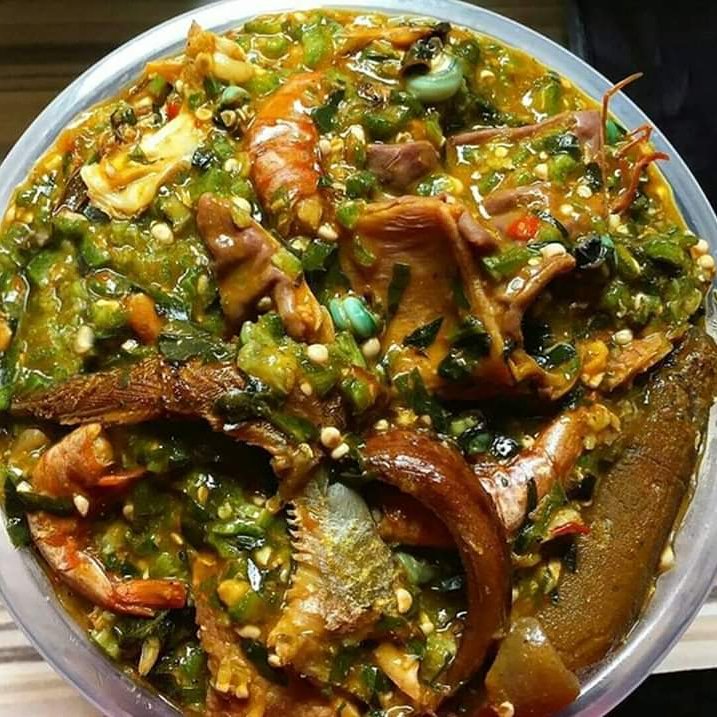 Surround yourself with good people just like this our 1litre bowl surrounded with Smokedfish,ponmo,periwinkle,assorted.
This will definately go with Semovita,poundoyam,wheat,Amala,Eba and Fufu
P.s: What do you think will go well with this?
Dm/WhatsApp 08132066392,08159266765.