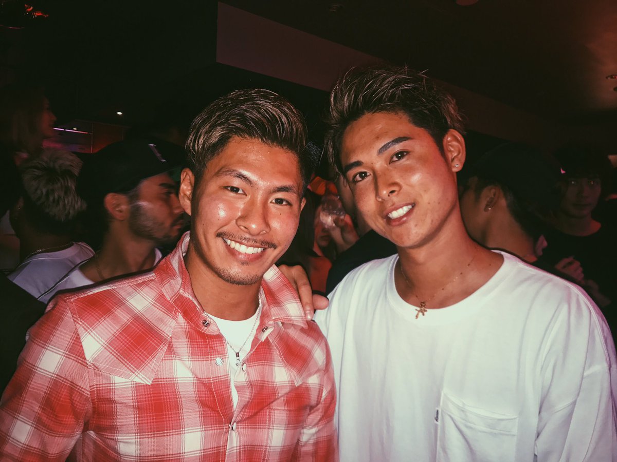 ryuku_miyanaga's tweet photo. #BITTERNIGHT https://t.co/2vZLmwfa46