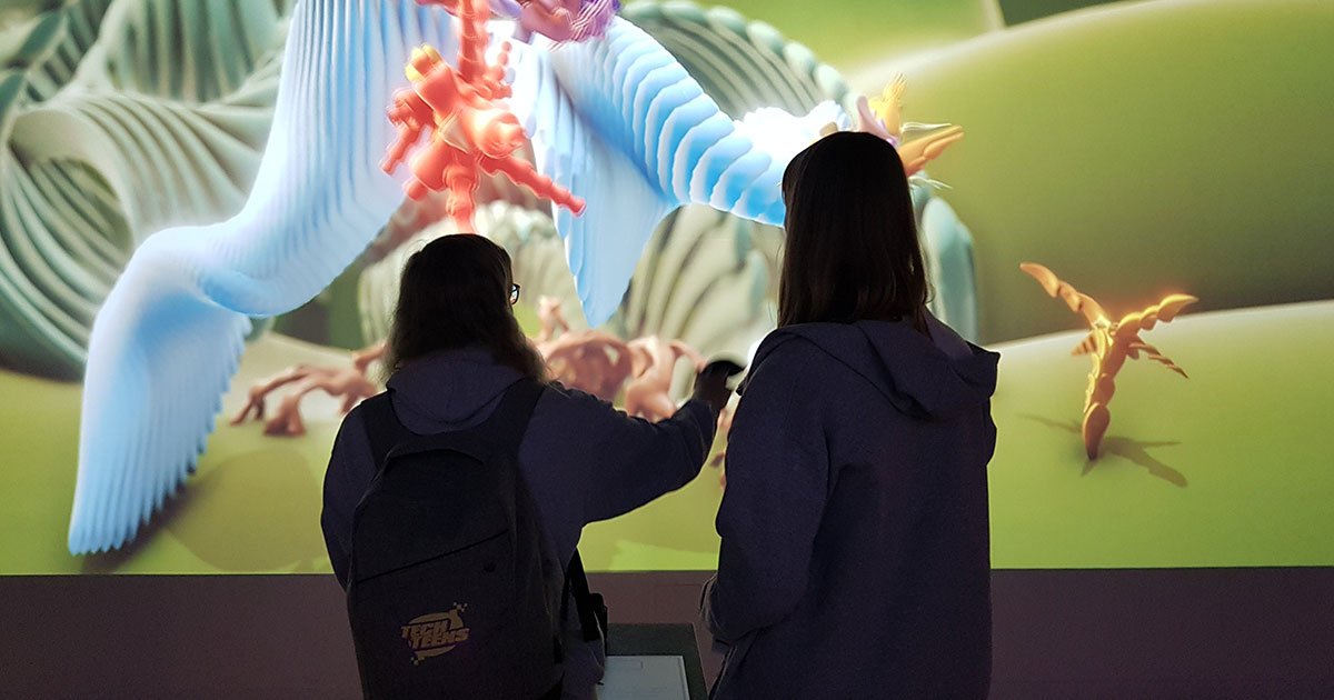 SoftwareOne's tweet photo. While #MSInpsire is running also our next generation of techies is heading to the US. Day 3 of #TechTeens in Silicon Valley: Visiting @TheTechInteract - see yourself. #itstartswithyou #techteensusa https://t.co/voaapjcsfH