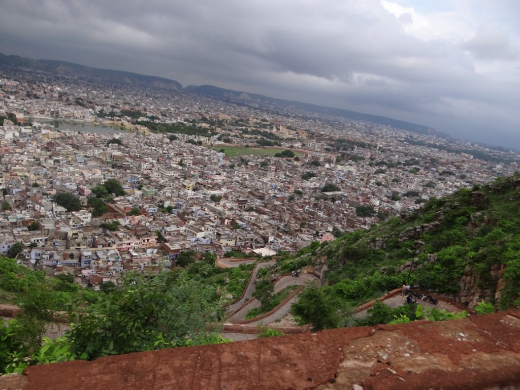ShootingSoluti3's tweet photo. #Nahargarhfort stands on the edge of the Aravalli Hills, overlooking the pink city of #Jaipur!
Top view of #Pinkcity...
#rajasthan #india #incredibleindia #shootinglocation #fort #lovetravel #sunset 
#casting #locationfixer #filmindustry #filmshoot #lineproduction #filmproduction https://t.co/Wt0d7luhWY