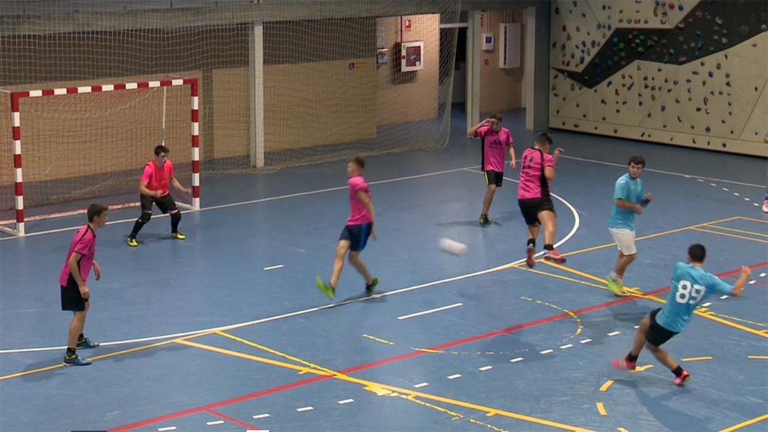 Golejades i polèmica en els partits de divendres del futbito
comarquesnord.cat/2019/07/15/gol…
#infolocal #VIDEO #ElsPors #Morella
