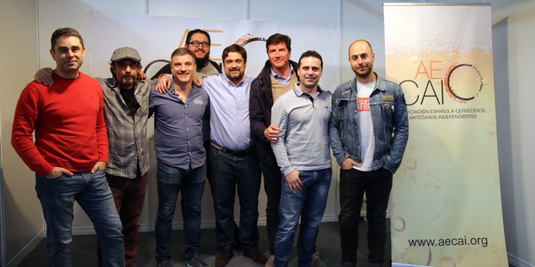 factoriacerveza's tweet photo. .@AECAI_info consolida su nueva etapa con un importante incremento de socios
https://t.co/IahzXuC9hB https://t.co/xid5yo5dfd