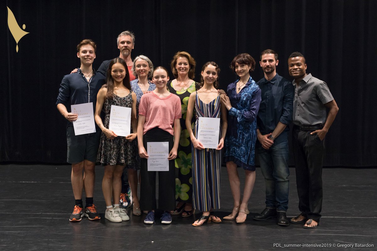 PrixdeLausanne's tweet photo. 🎈[EUROPEAN PRESELECTION] #MateiHoleleu, #AyumiKato, #AliceRoyal &amp; #AlinaTaratorin have been selected after the 1st #SummerIntensive week to participate in the next #PrixdeLausanne (Feb 2th to 9th, 2020) in @2m2cMontreux! #ColinJacobs receives an Honorary Mention 👏 @MyLausanne https://t.co/Xi7jvCgB8L