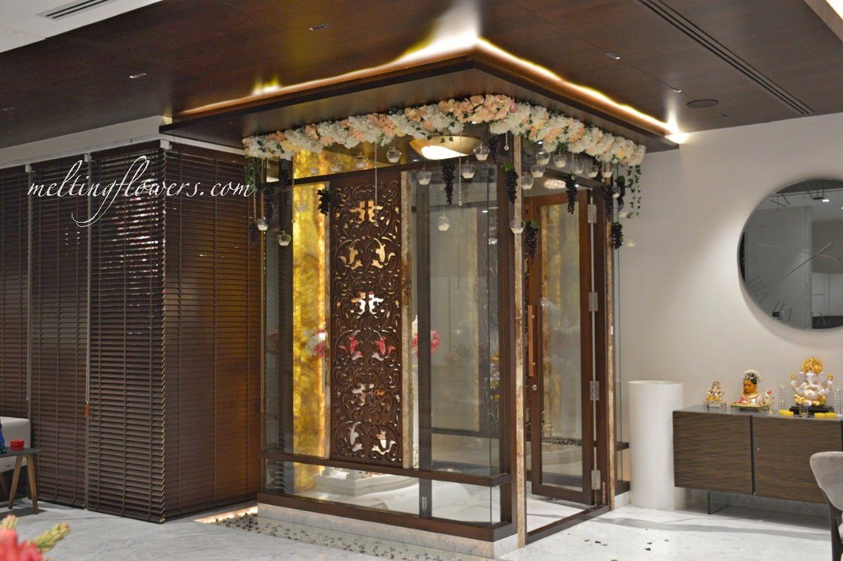 meltingflowers's tweet photo. Recently Decorated A House For An Event.
https://t.co/vo2YON8xoN
#HouseDecoration #HouseWarming #HouseDecorationBangalore #FlowerDecoration #PartyDecoration #EventsDecoration #Mehndi #Sangeet #ShowroomDecoration #WeddingsBangalore
#WeddingDecoration #MarriageDecoration https://t.co/QI9HzHUCbN
