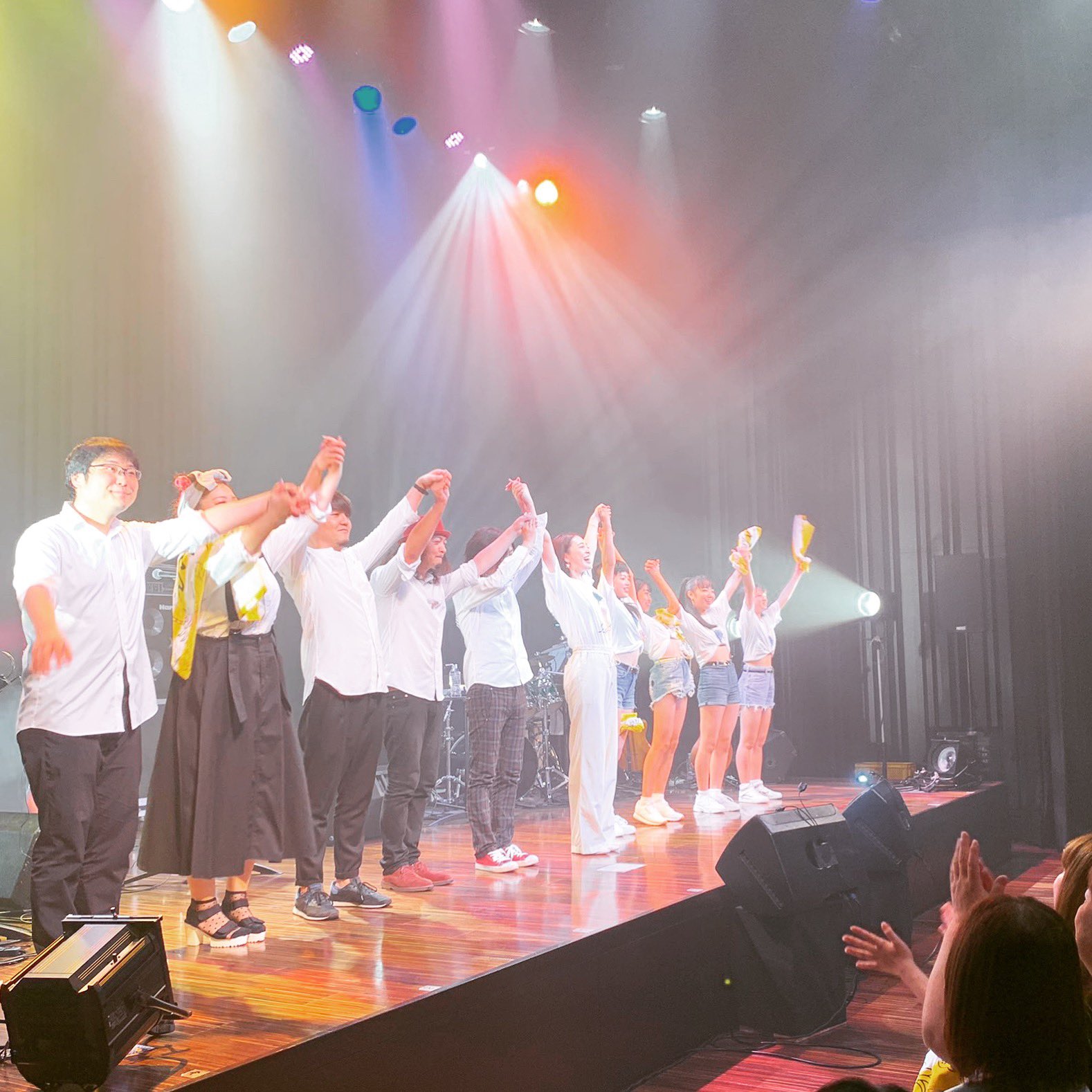 Erica Bayfmj Popliveinnarita Ericaコンサート セトリ 1 たとえば 今日世界が終わったとしても 2 バイバイ 3 あまのじゃく子 4 あなたへ贈る歌2 5 最後の恋 6 大好きでした 7 恋花火 8 赤ずきん 9 Livededive 10 決戦の地 11 告白10カ条