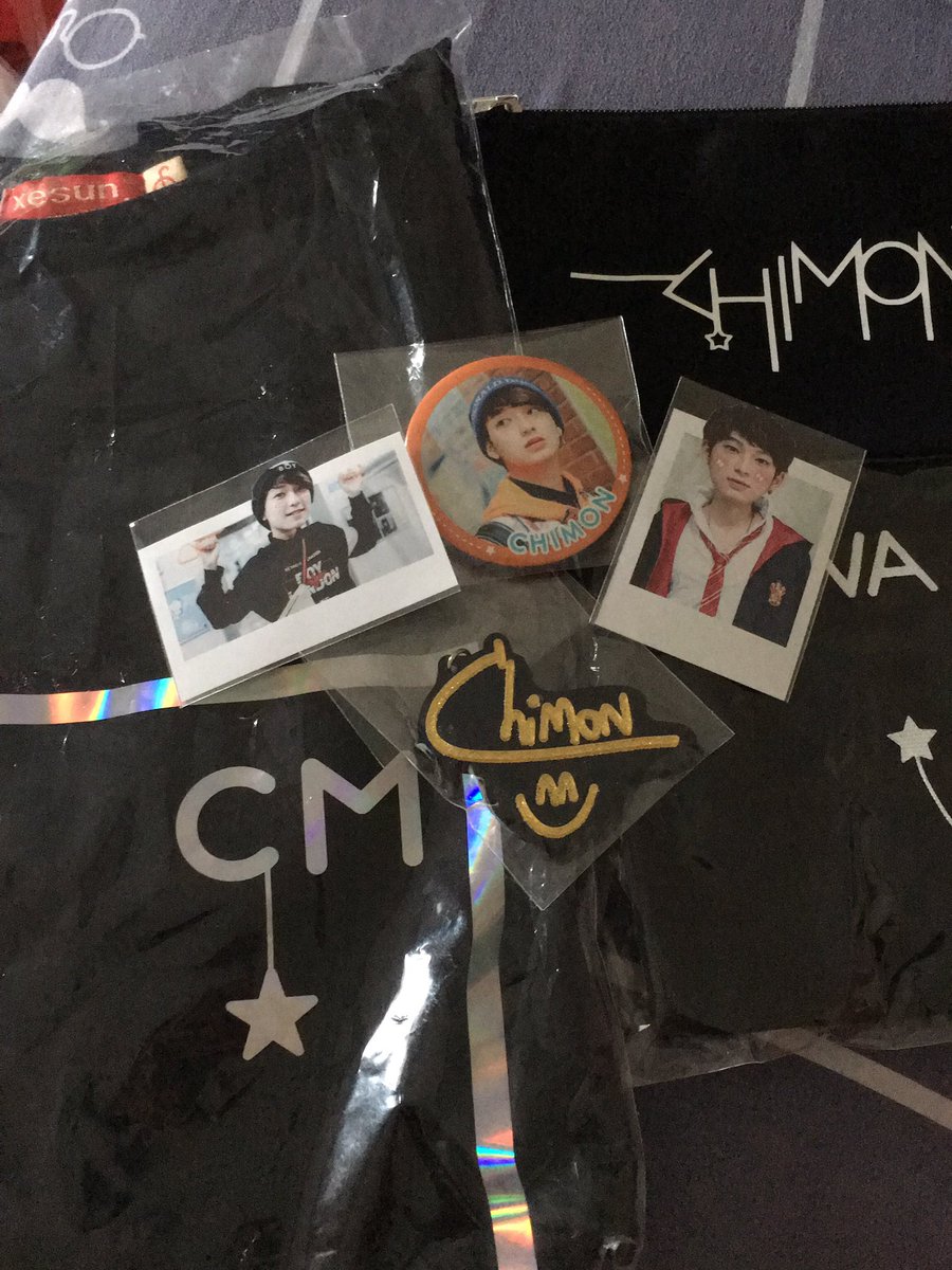 psk_ssn's tweet photo. โอ้ยยแม่ ใจอะไม่อยู่กับตัวแล้ว ได้ของแล้วนะ💕💚🦖 #CMFCollection https://t.co/n1ViG43JWQ