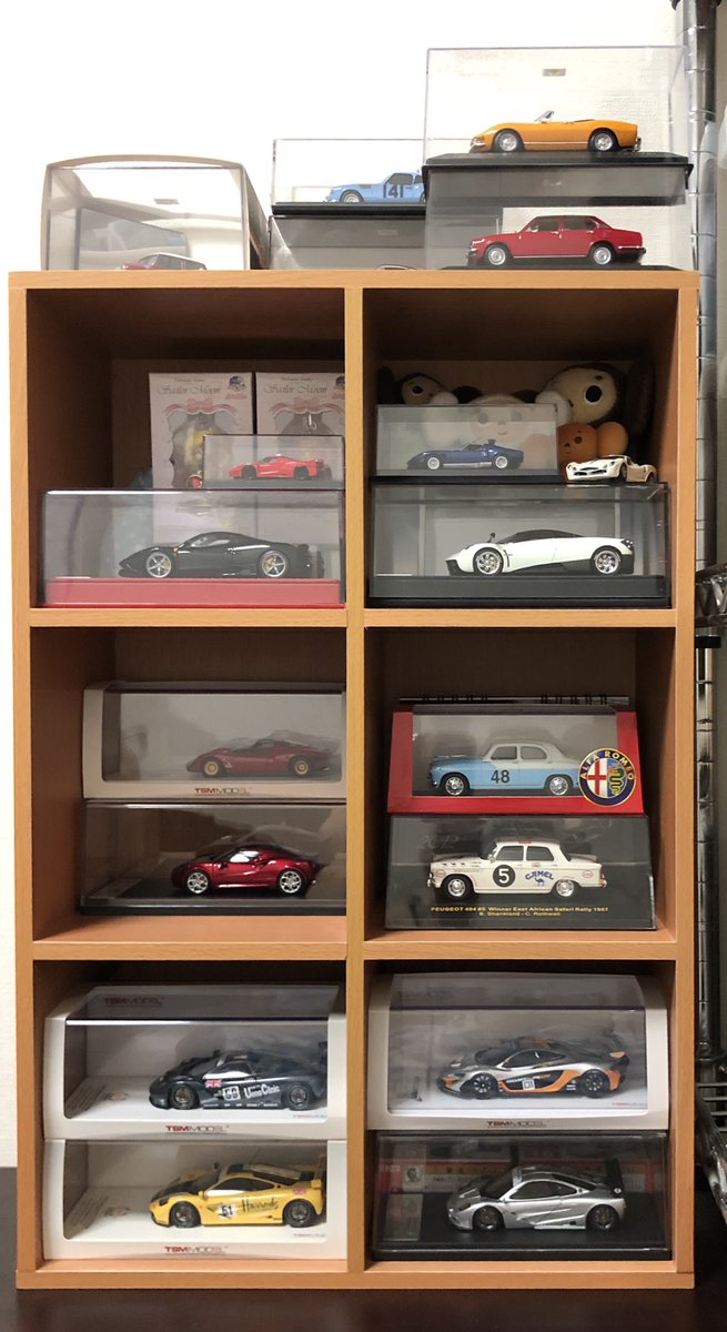 Kaya0325's tweet photo. In my room. I really love cars🚙 https://t.co/H3no6gdCHr
