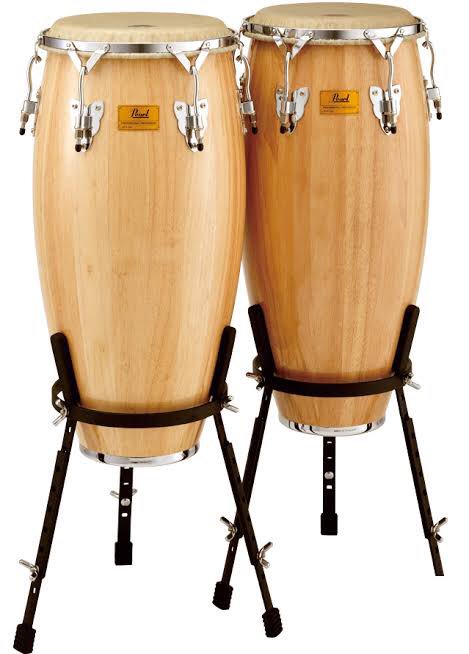 葛城 郁也 Fumiya Katsuragi ボンゴのコンガ感は異常 コンゴのボンゴ感は異常 タムタムのタムタムじゃない感は異常 トムトムはトムトム T Co Egi7mkrayp Twitter