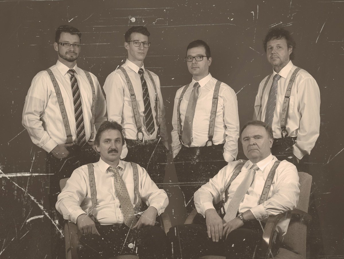 Koper_Istra's tweet photo. 🔜 Nocoj ob 21.uri se s koncertom zasedbe Oberdixie Band začenjajo 12. Poletni koncerti v Taverni Koper: Oberdixie band. 🎤 Vabljeni! https://t.co/uhNZq2guN6