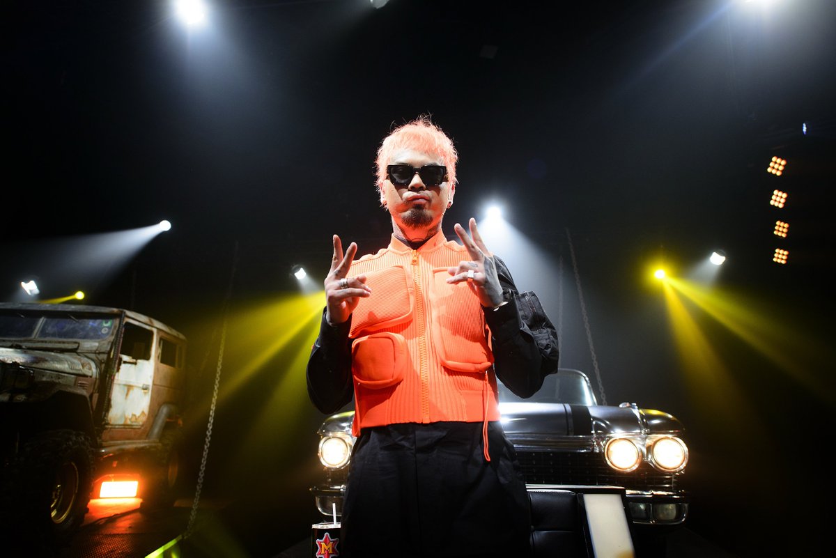 ThaiTicketMajor's tweet image. สาวกฮิปฮอปเตรียมมันส์! THE RAPPER  ALL STAR ซุ่มทำโชว์พิเศษเตรียมเซอร์ไพรส์ 😎

อ่านต่อ &amp;gt;&amp;gt; bit.ly/2LmNKcZ

📌 ซื้อบัตรคลิก &amp;gt;&amp;gt; bit.ly/therapperallst…

#THERAPPER #THERAPPERALLSTARCONCERT  #TTMVARIETY #thaiticketmajor #ไทยทิคเก็ตเมเจอร์