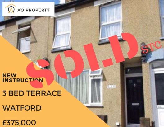 SOLD! How's that for #mondaymotivation...some very happy clients this morning! If you're looking to get your home on the market please give us a call today on 01923 591723
#AOProperty #housesale #estateagent #lovewhereyoulive #lettingsagent #oxheyvillage #bushey #watford
