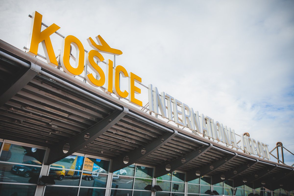 VisitKosice's tweet photo. #Kosice, #Slovakia is accessible from all over the #world 🌏thanks to @Ryanair , @LOTAirlinesUS and @TurkishAirlines ✈️ Discover it with @VisitKosice https://t.co/oW1ET6nVsX